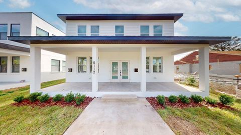 Photo of 5112 3rd Avenue N, St Petersburg, FL 33710 (MLS # R4910919)