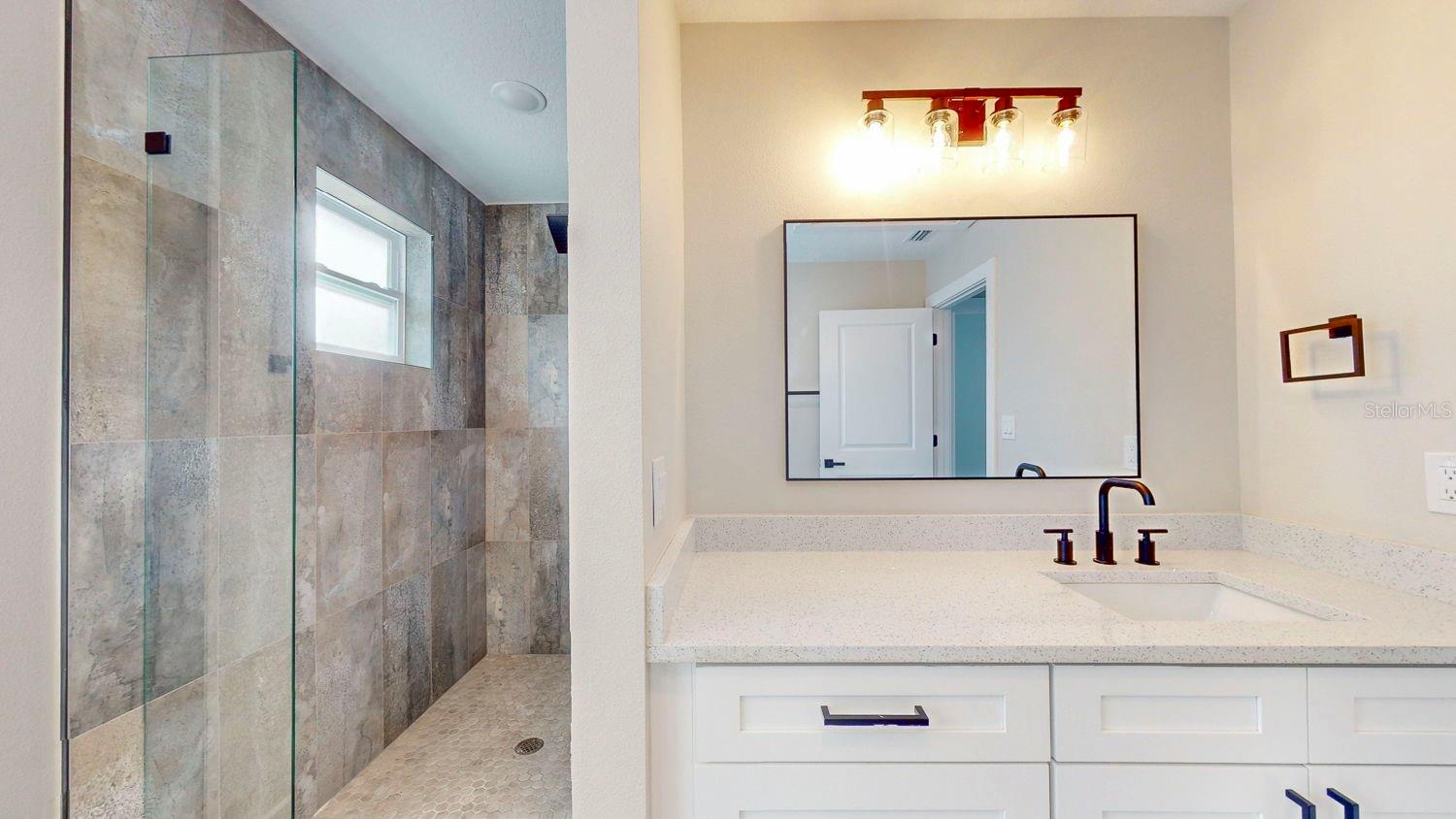 OAK RIDGE 2 - Residential