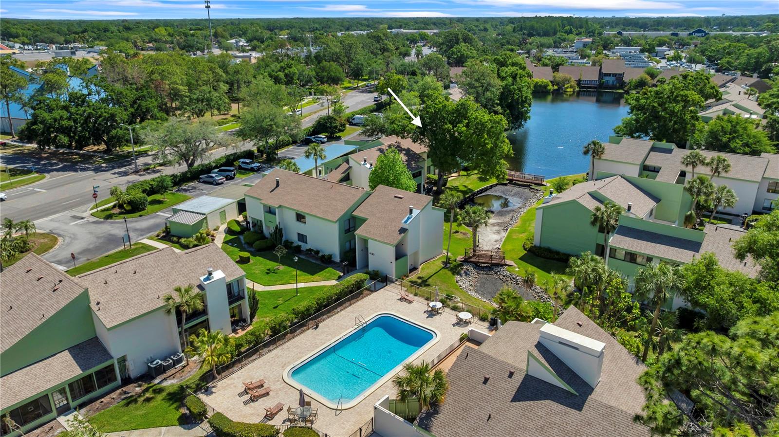 CARROLLWOOD VILLAGE PINE LAKE - Residential