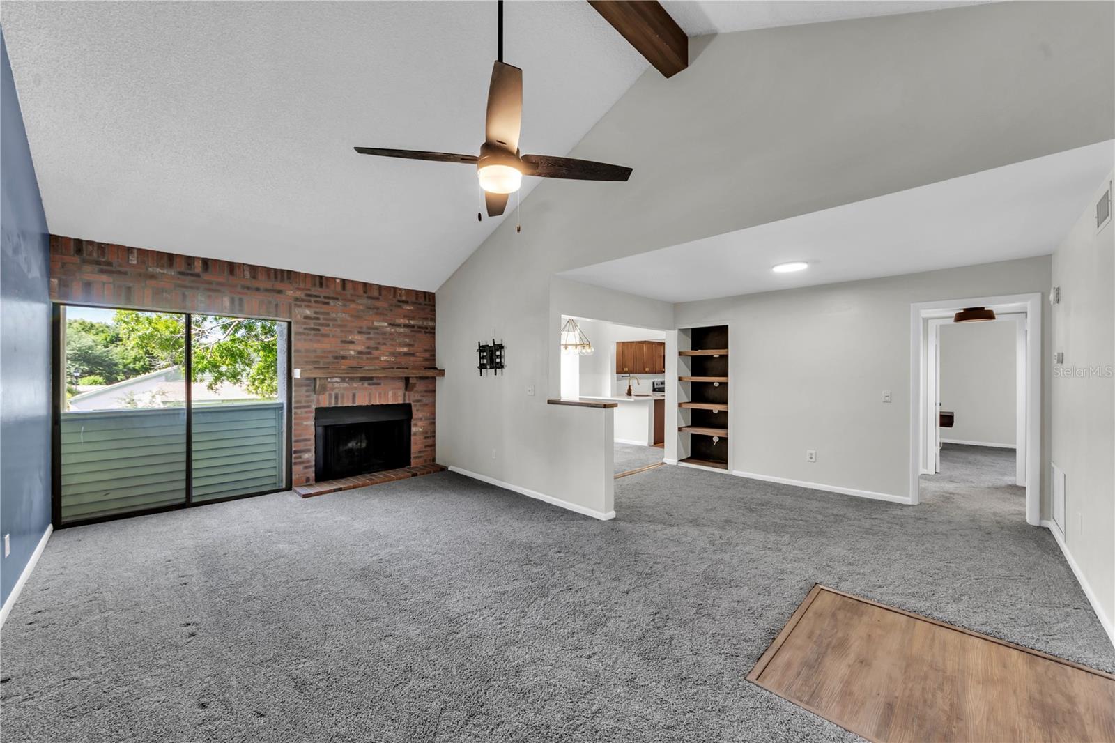 CARROLLWOOD VILLAGE PINE LAKE - Residential