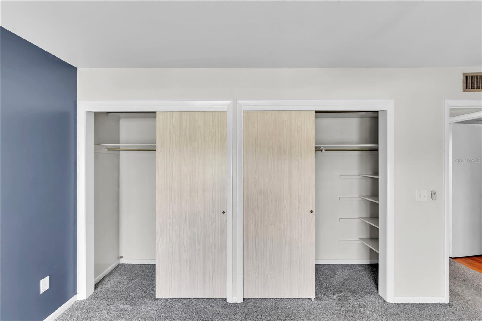 CARROLLWOOD VILLAGE PINE LAKE - Residential