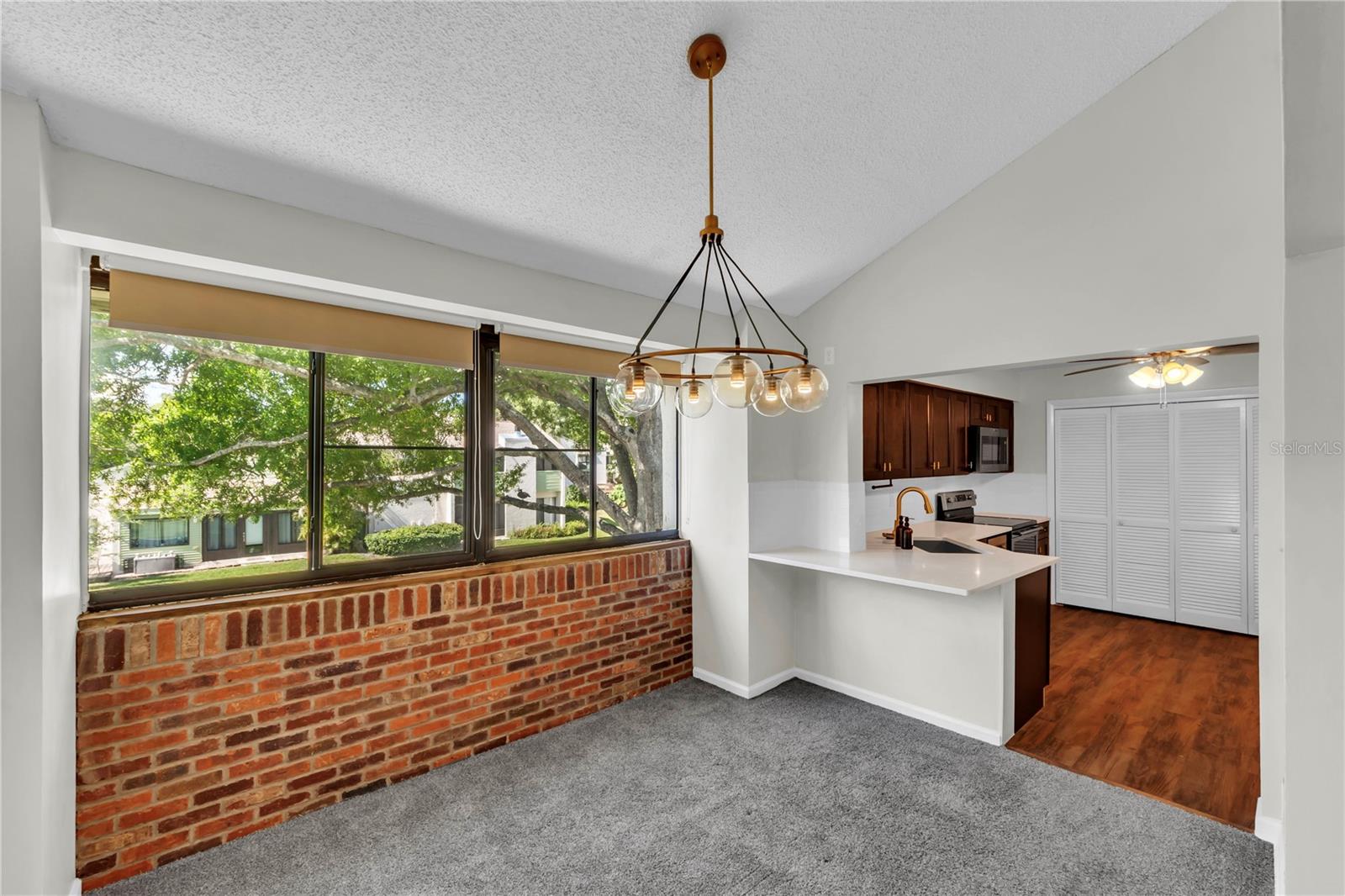 CARROLLWOOD VILLAGE PINE LAKE - Residential