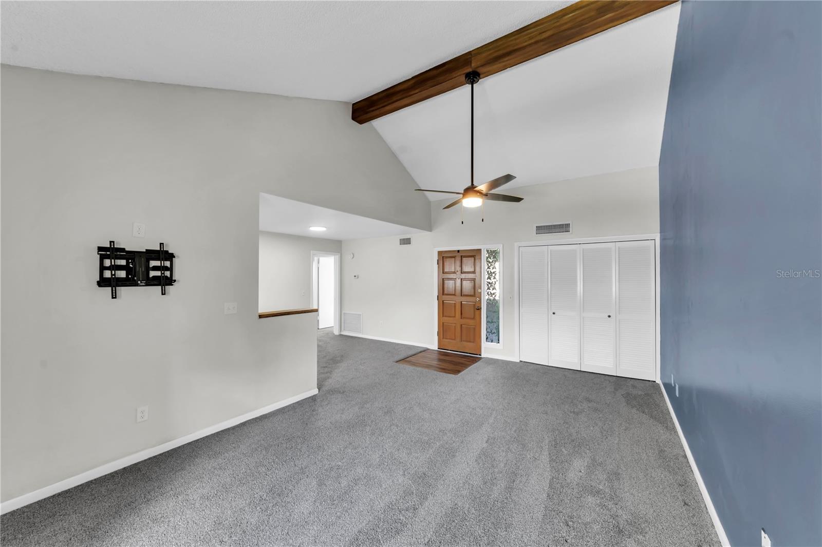 CARROLLWOOD VILLAGE PINE LAKE - Residential