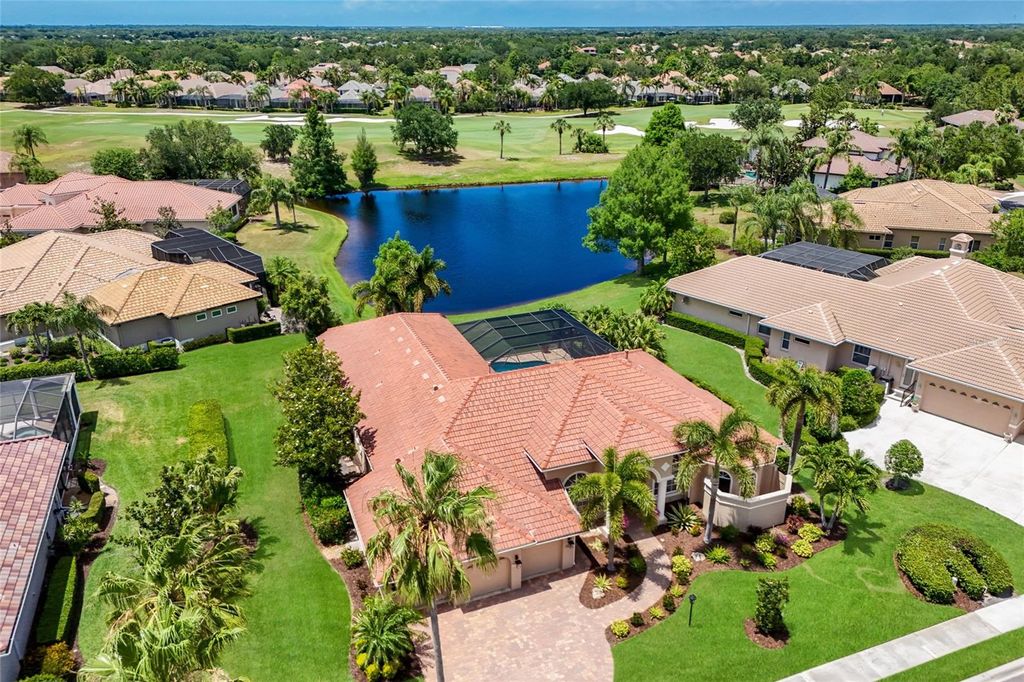 Photo of 7207 Ashland Glen, Lakewood Ranch, FL 34202 (MLS # A4691813)