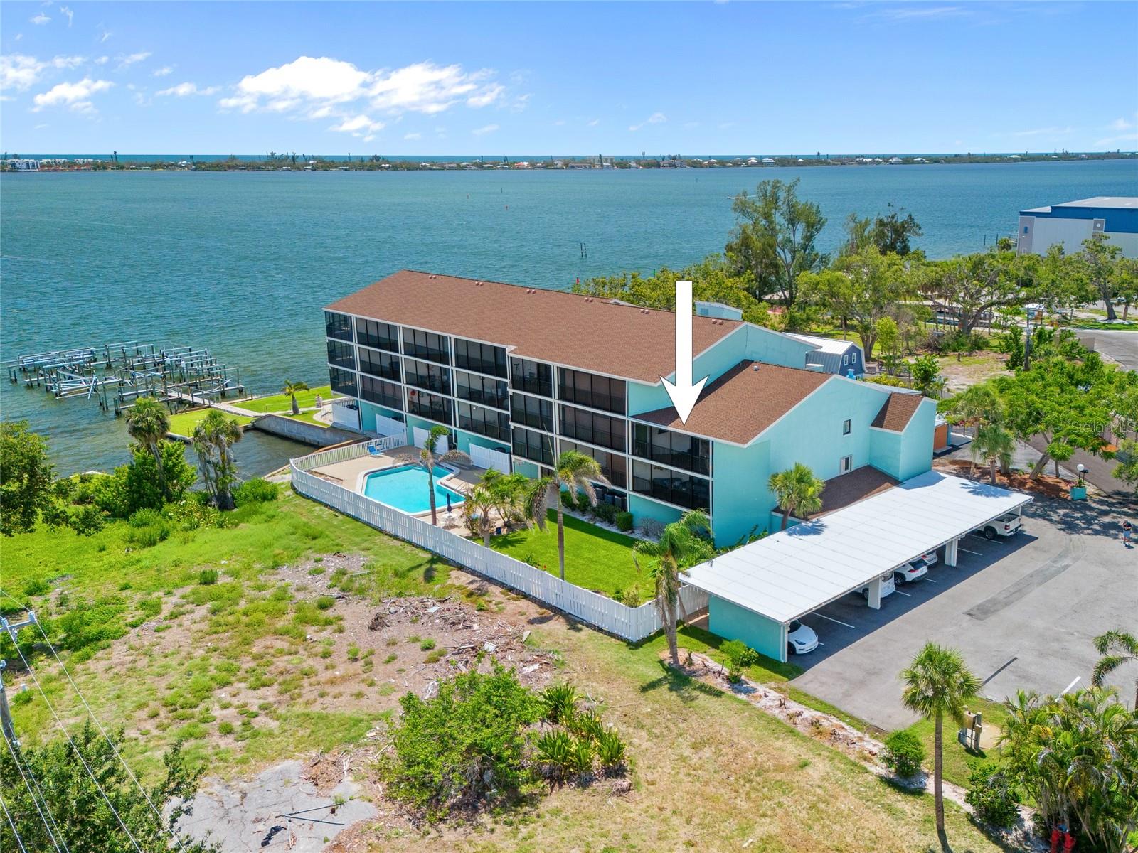 53 W BAY HEIGHTS ROAD 307