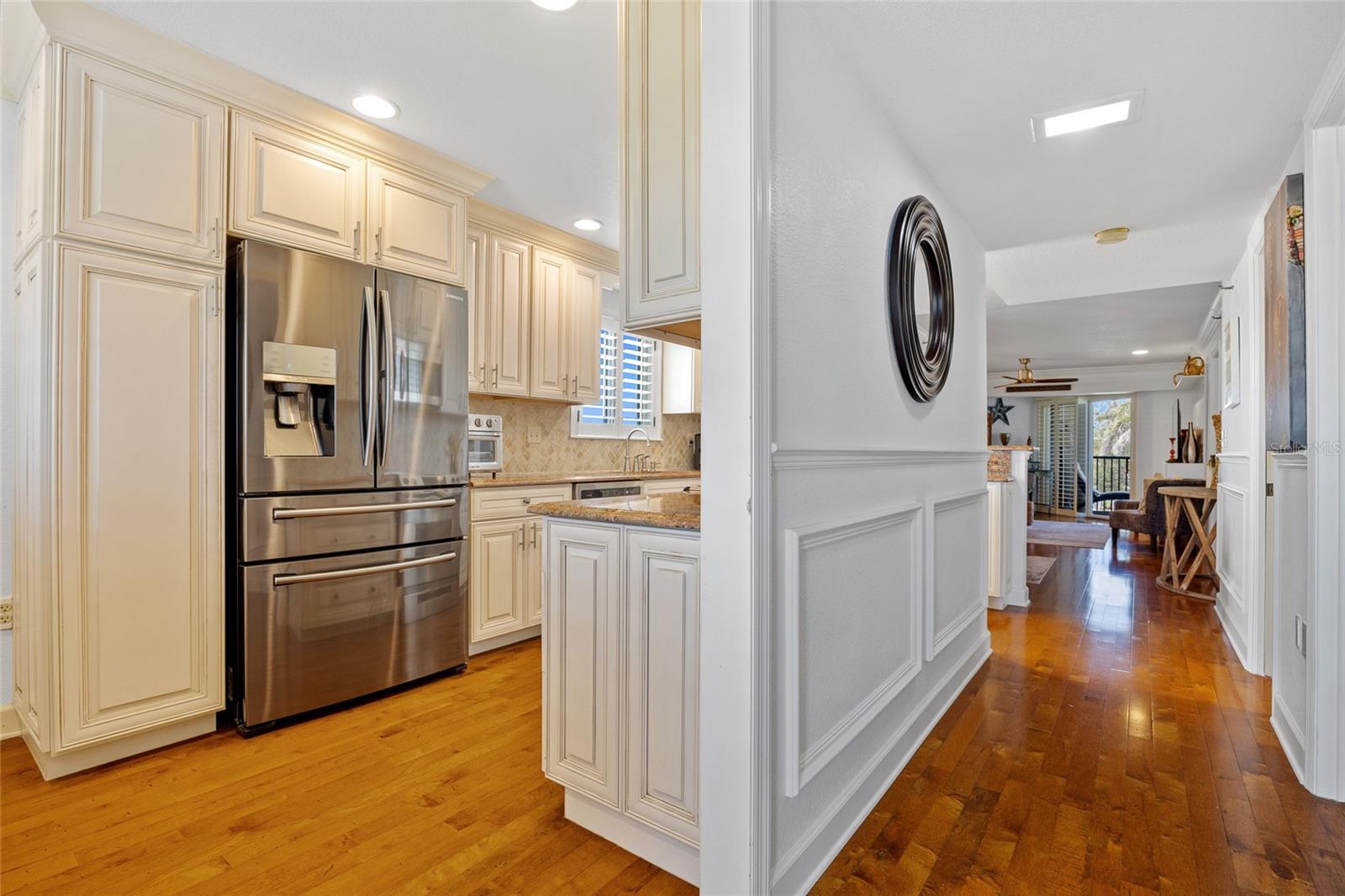 53 W BAY HEIGHTS ROAD 307