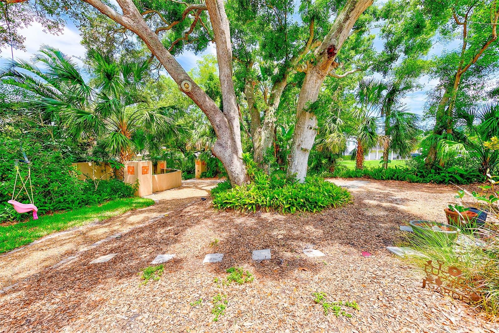 BELLEAIR - Residential