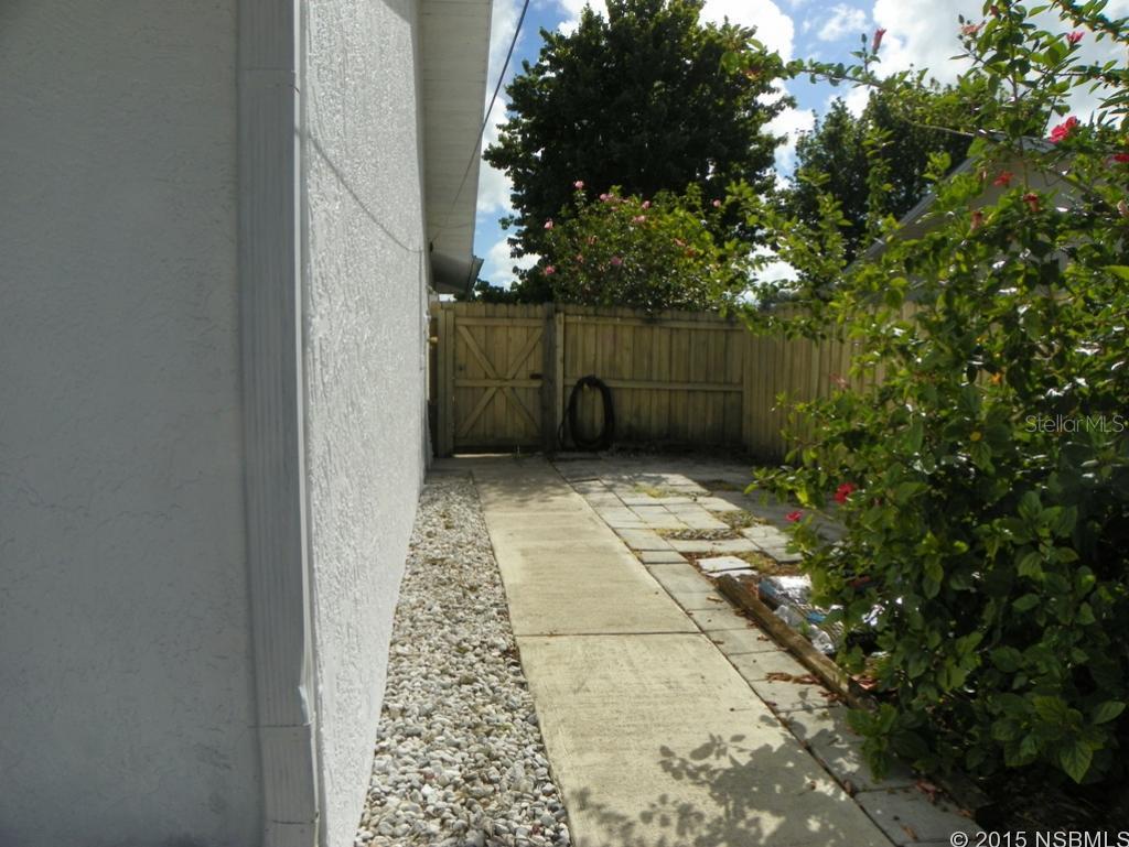 Florida Shores 01 - Residential