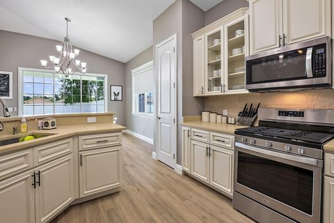 Tiny photo for 5035 NE 125th Loop, Oxford, FL 34484 (MLS # G5110388)