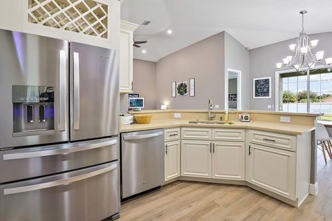 Tiny photo for 5035 NE 125th Loop, Oxford, FL 34484 (MLS # G5110388)