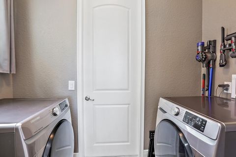 Tiny photo for 5035 NE 125th Loop, Oxford, FL 34484 (MLS # G5110388)