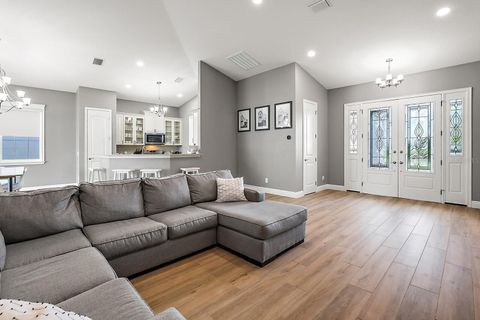 Tiny photo for 5035 NE 125th Loop, Oxford, FL 34484 (MLS # G5110388)