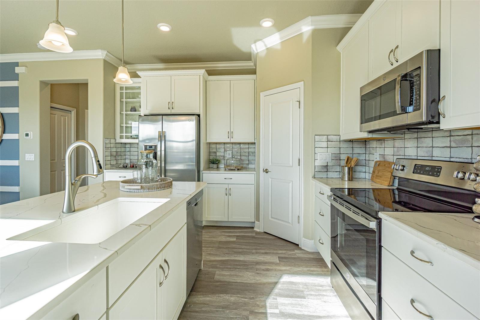 HIGHLAND HILLS - Residential