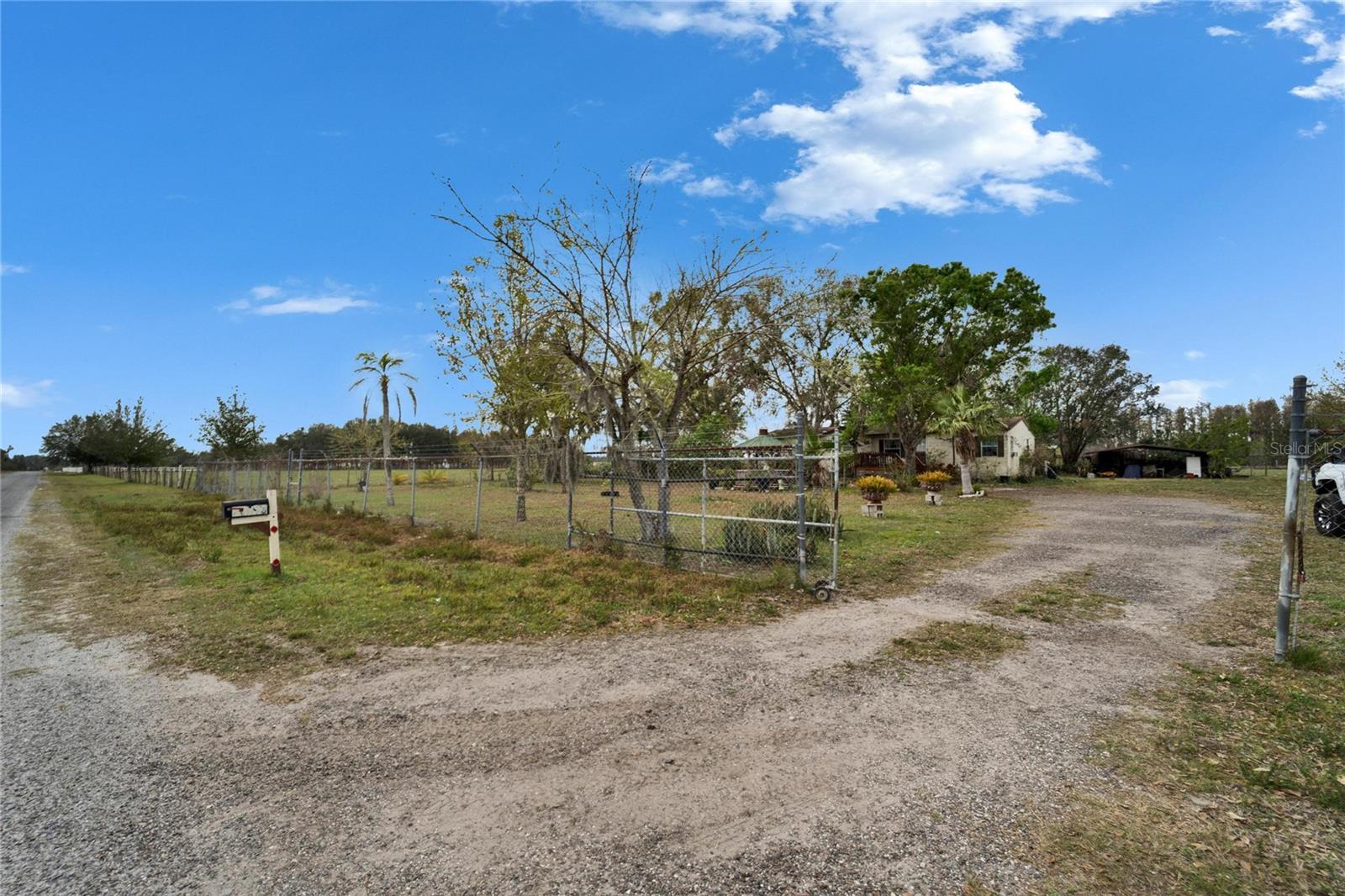 UNPLATTED - Residential