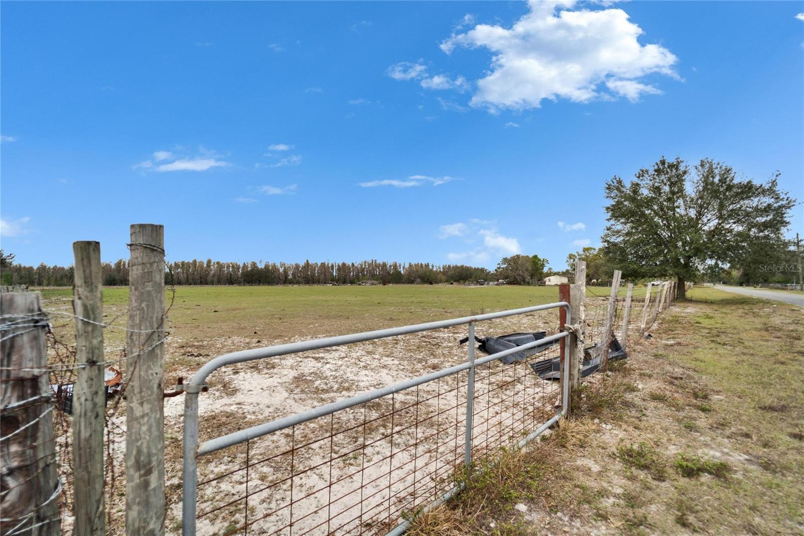 UNPLATTED - Residential