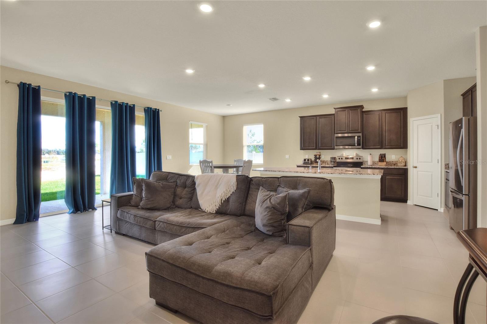 NORTH PK ISLE PH 1A - Residential