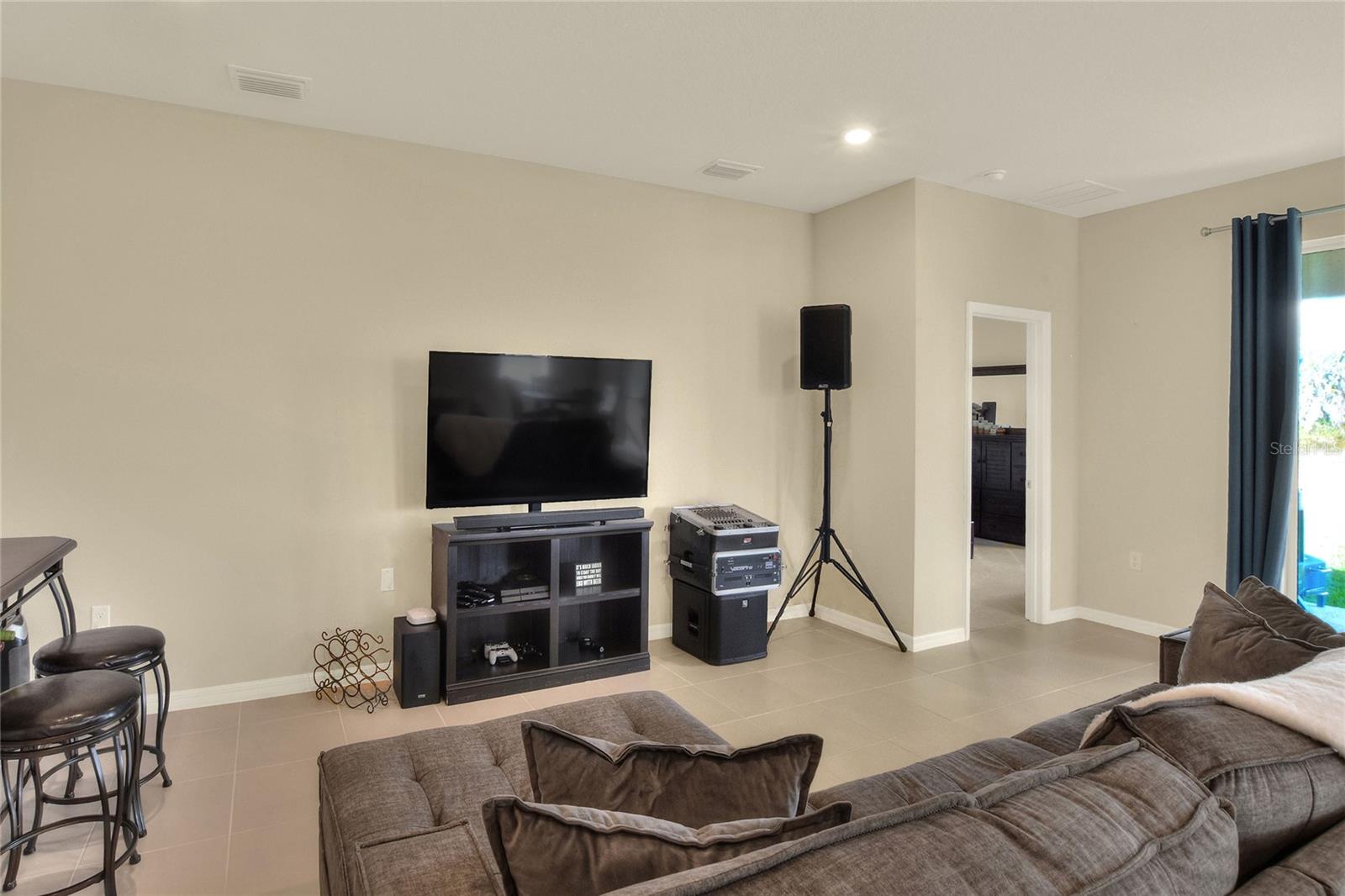 NORTH PK ISLE PH 1A - Residential