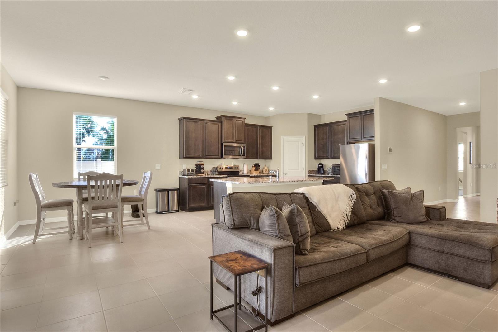 NORTH PK ISLE PH 1A - Residential