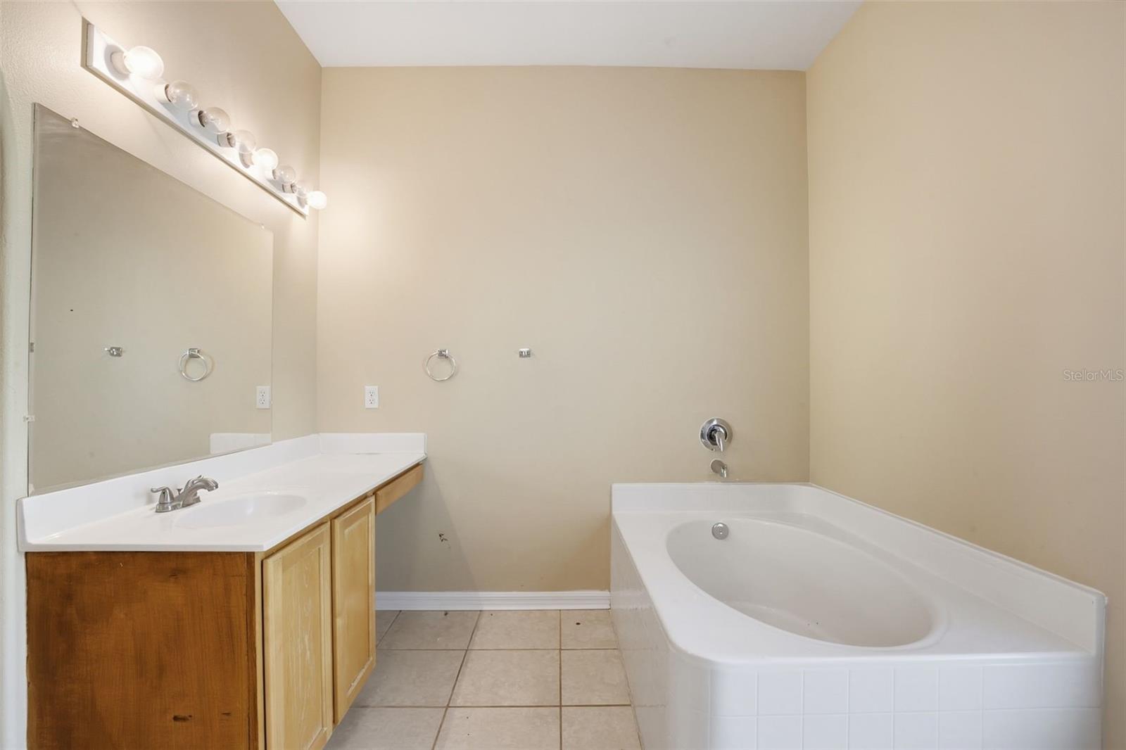 WEST MEADOWS PRCL 20A PH - Residential