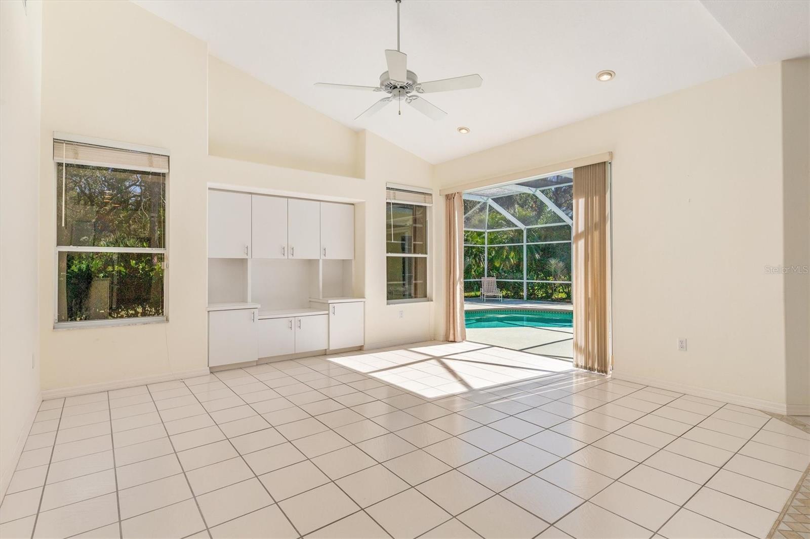 DEER CREEK - Residential