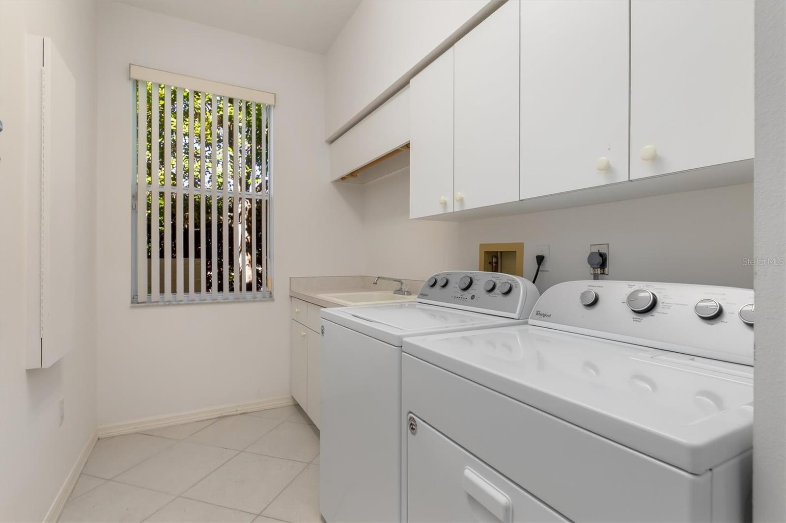 DEER CREEK - Residential