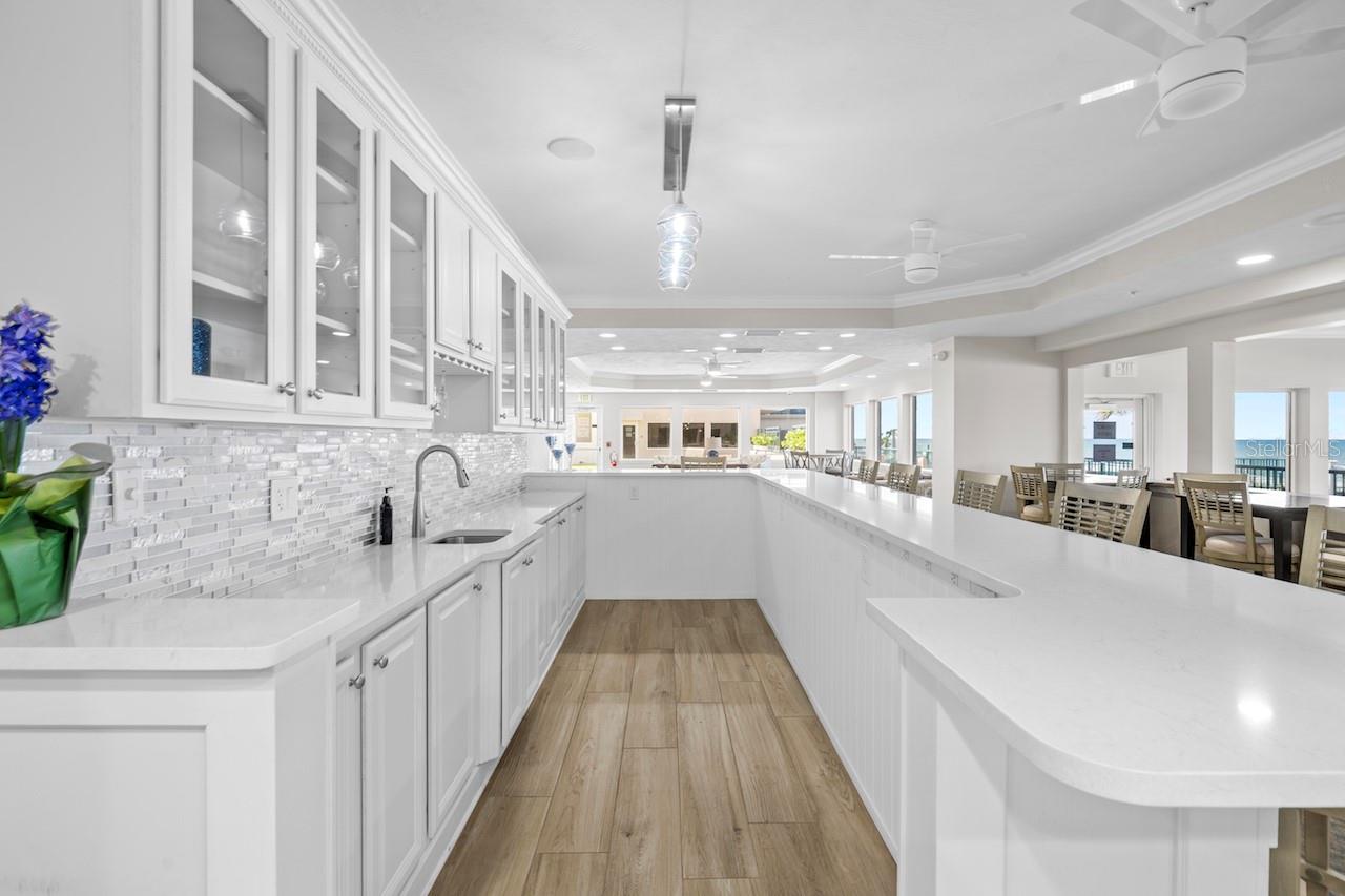 DIMUCCI TWIN TOWERS N & S - Residential