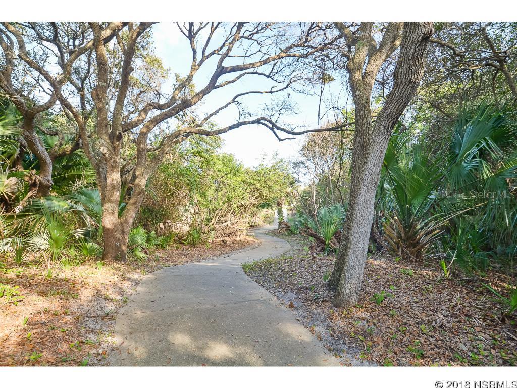 Sea Woods Condo Ph 01 & 02 - Residential