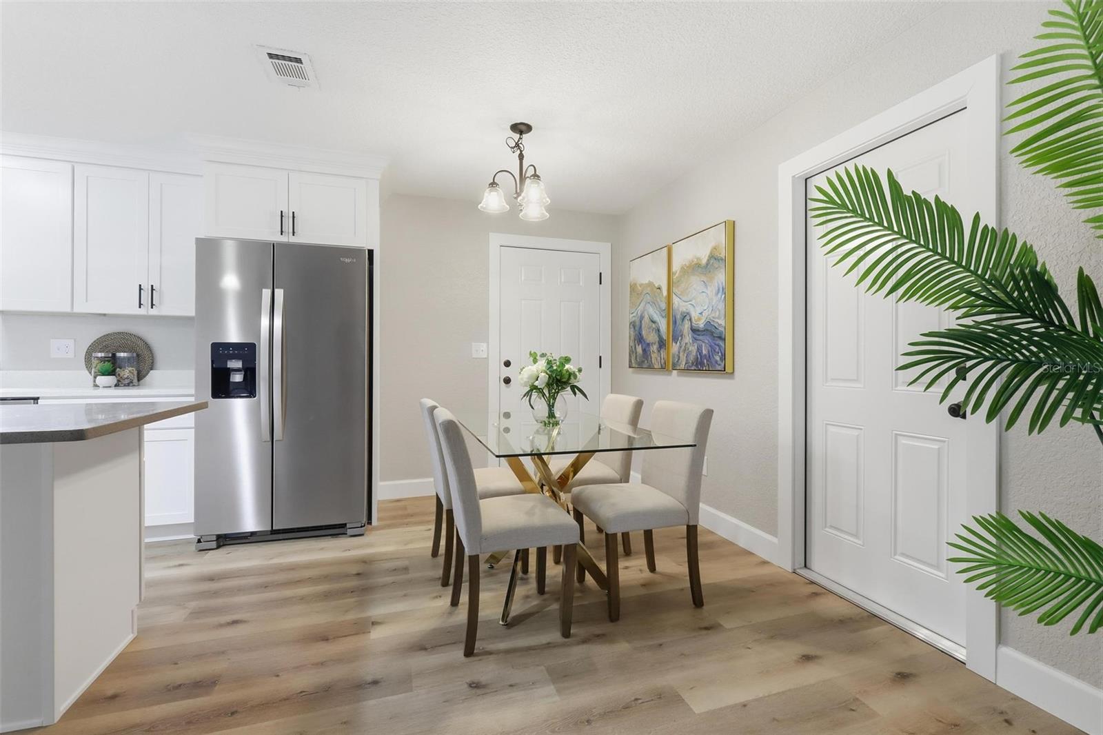 DELAND 01 BLK 198 - Residential