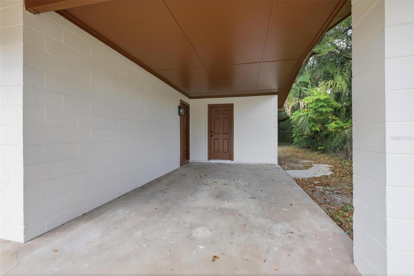 DELAND 01 BLK 198 - Residential