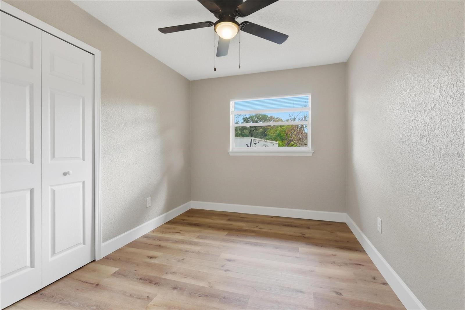 DELAND 01 BLK 198 - Residential