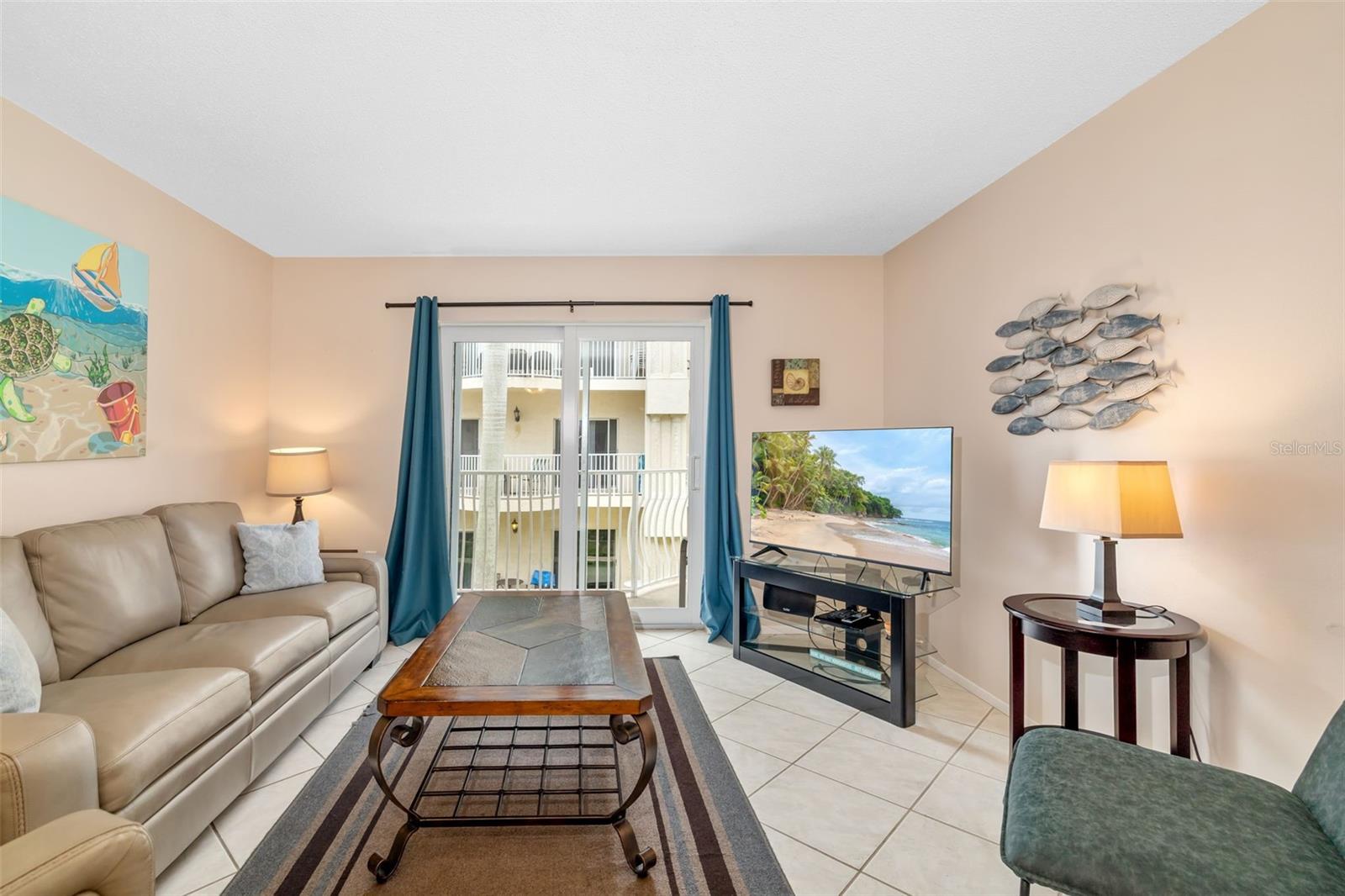 PALM BAY CLUB II - Residential