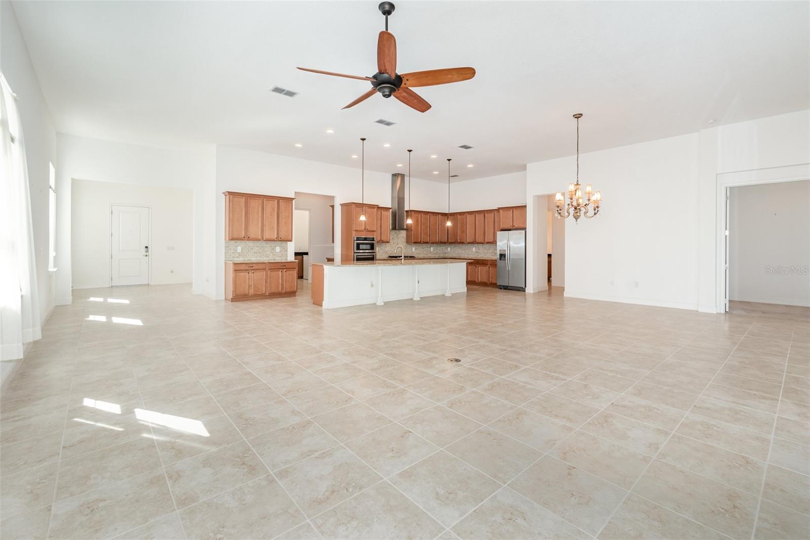 TWIN LAKES PH 1 - Residential