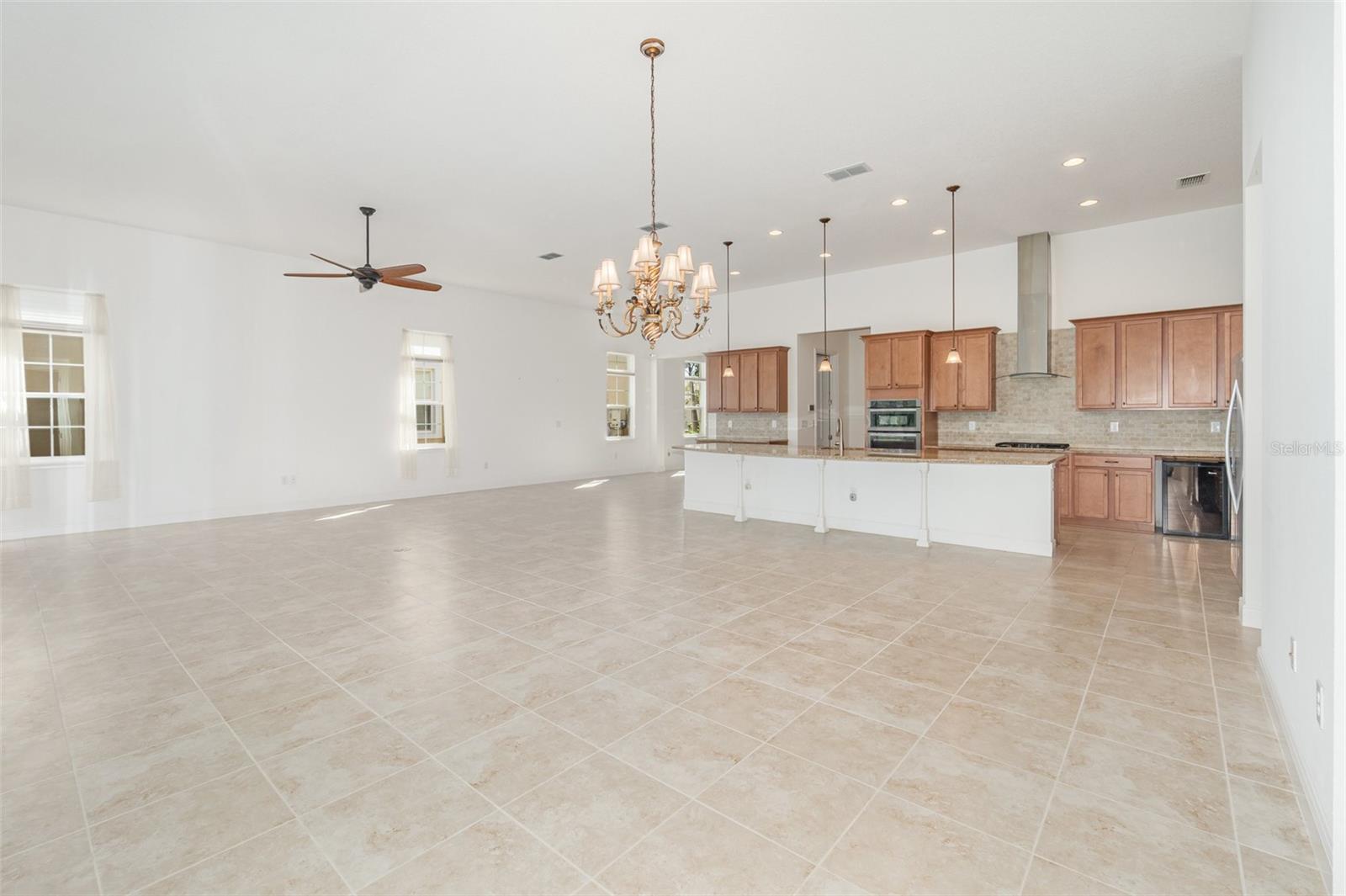 TWIN LAKES PH 1 - Residential