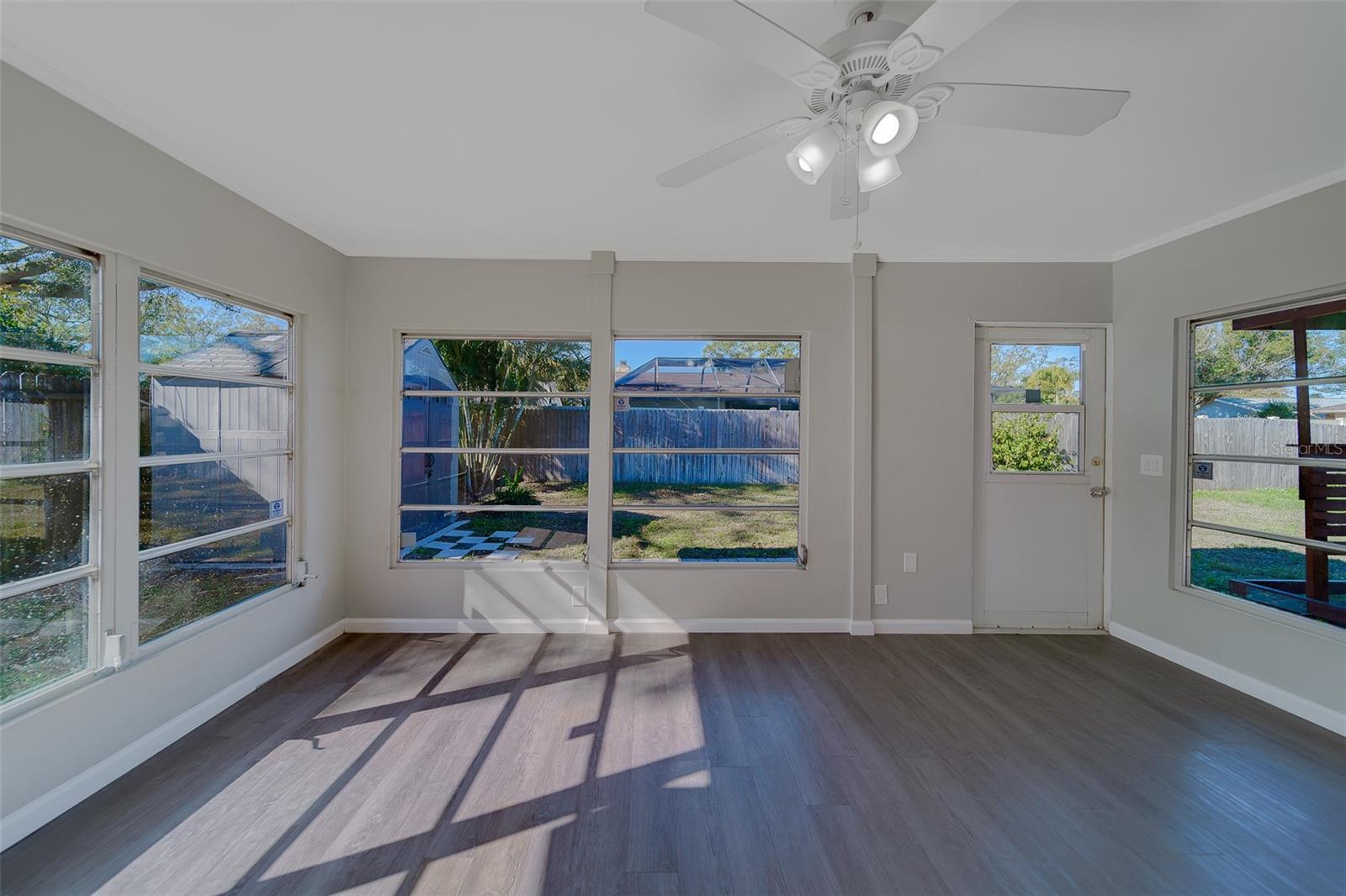 BEACON GROVES UNIT III - Residential