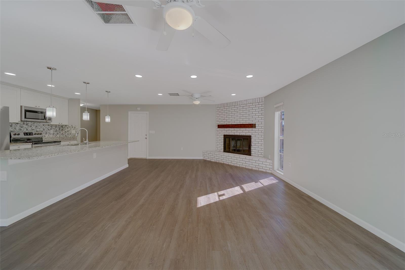 BEACON GROVES UNIT III - Residential