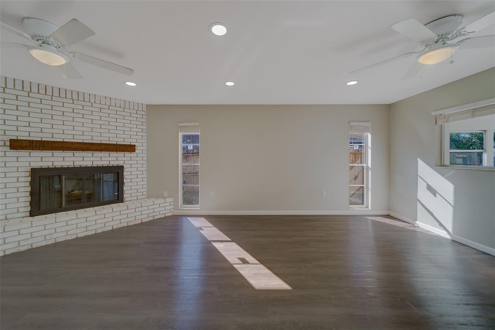 BEACON GROVES UNIT III - Residential