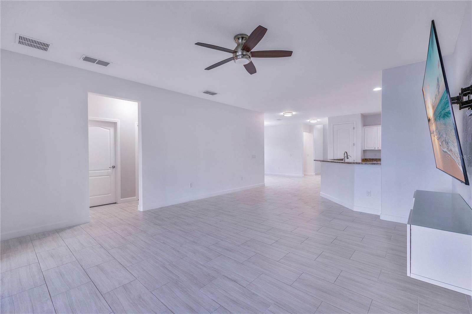 WYNDHAM LAKES ESTATES - Residential Lease