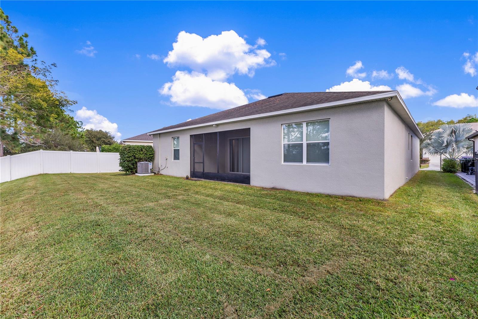 WYNDHAM LAKES ESTATES - Residential Lease