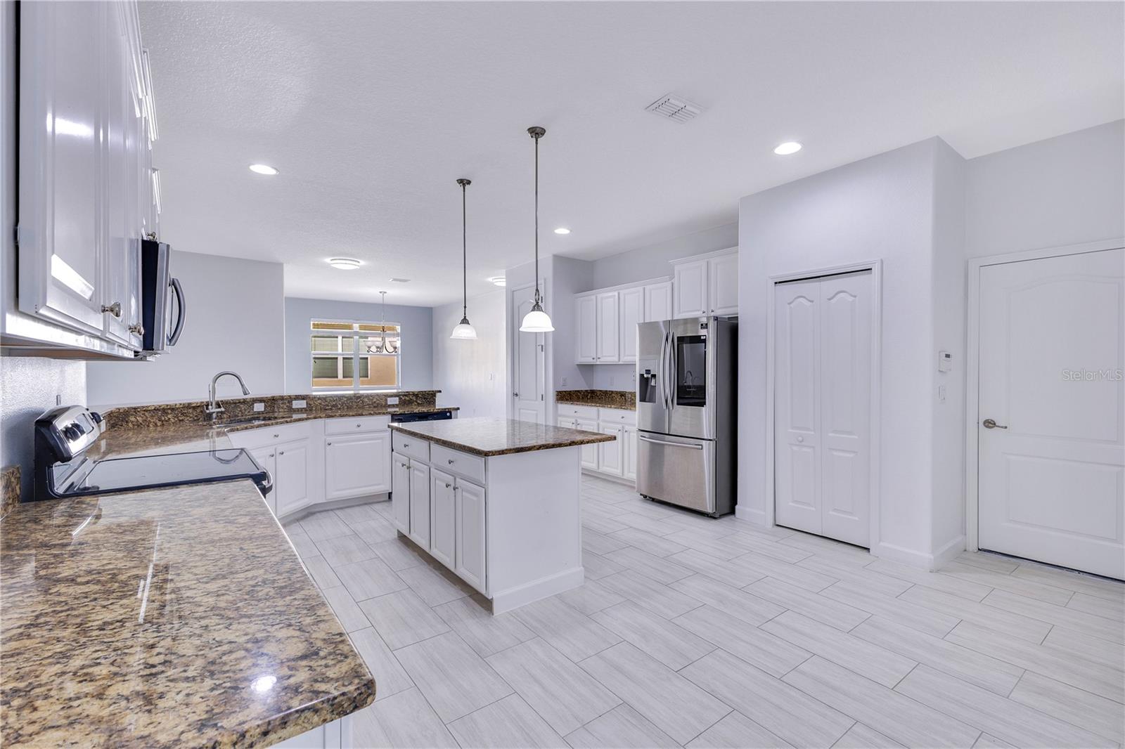 WYNDHAM LAKES ESTATES - Residential Lease