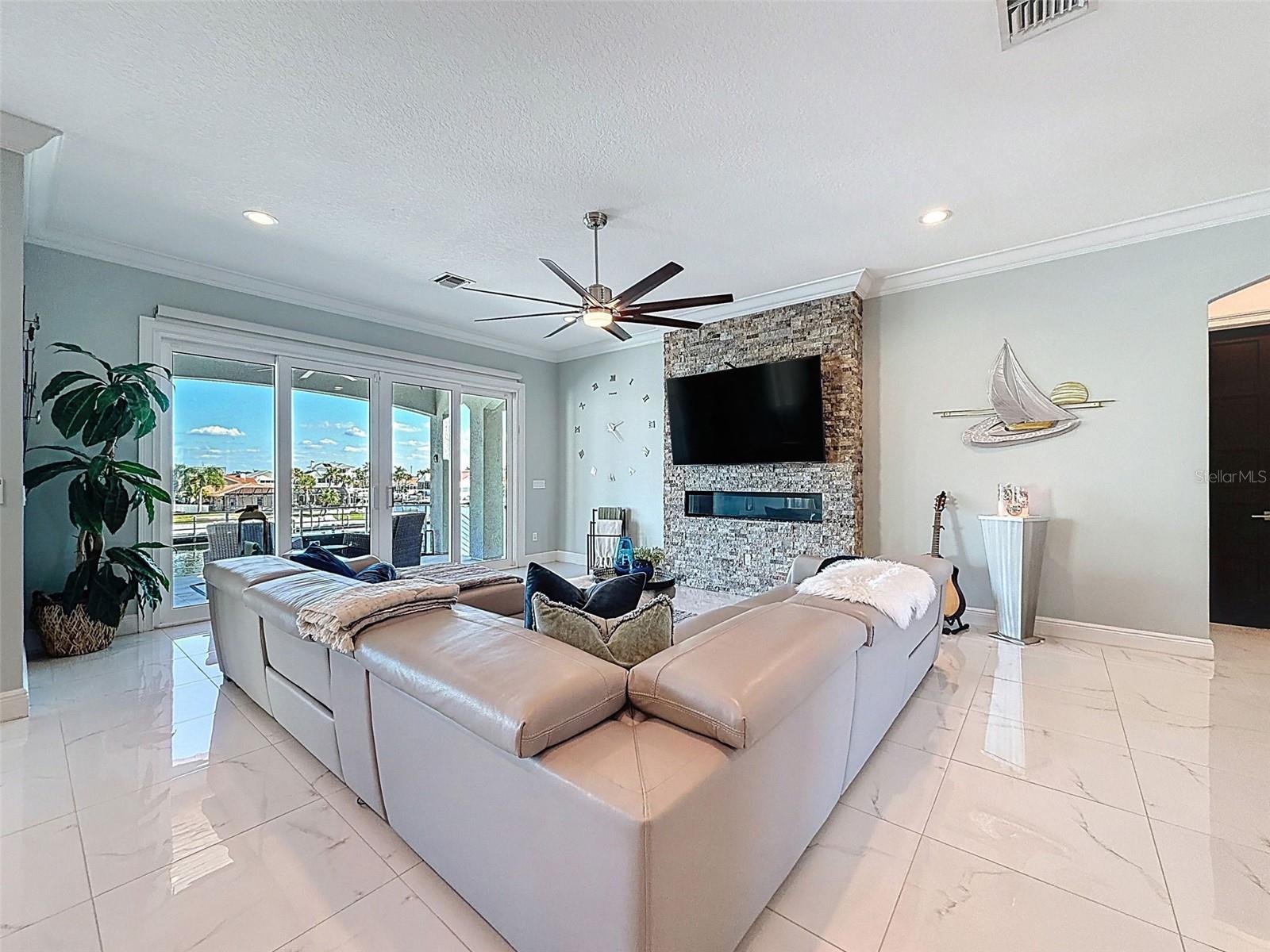 GULF HARBORS SOUTH BEACH - Residential