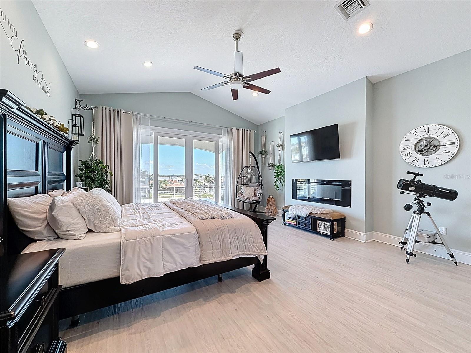 GULF HARBORS SOUTH BEACH - Residential