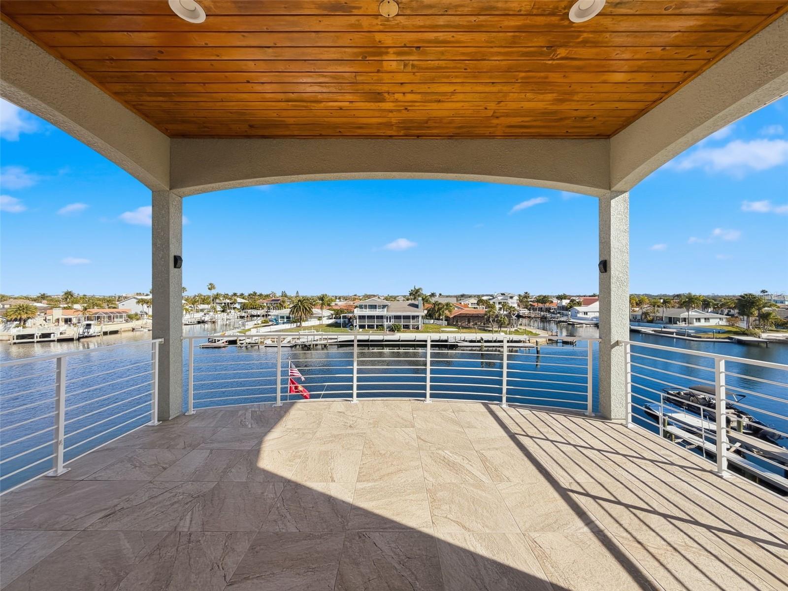 GULF HARBORS SOUTH BEACH - Residential