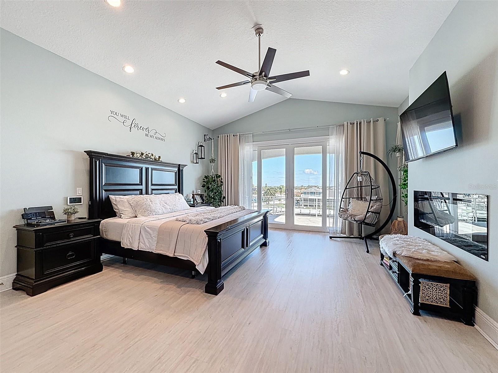 GULF HARBORS SOUTH BEACH - Residential