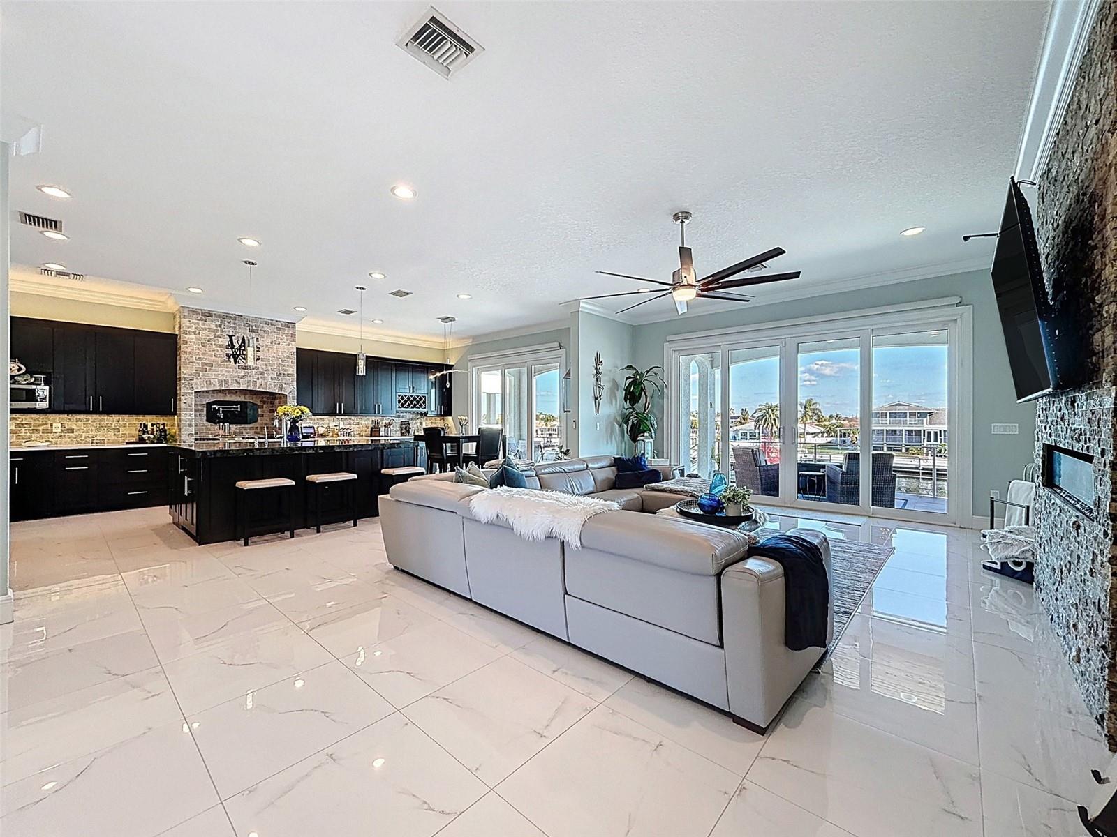 GULF HARBORS SOUTH BEACH - Residential