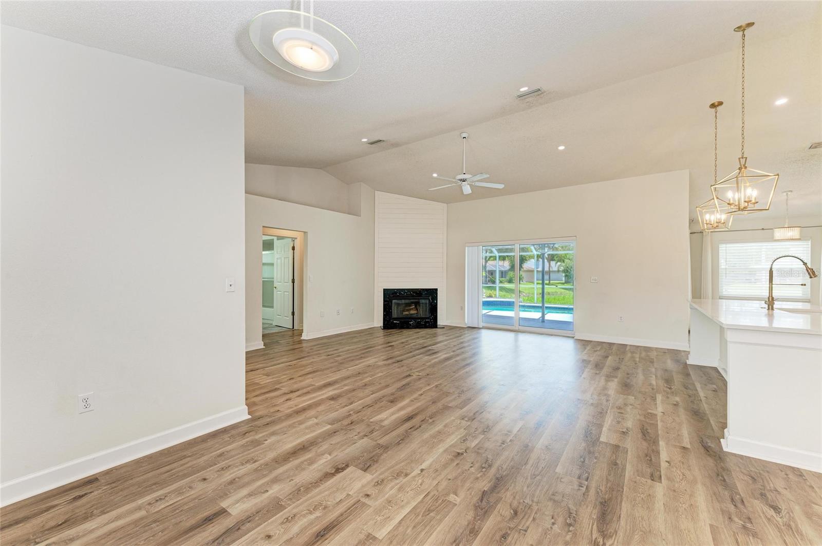 PADDOCKS CENTRAL - Residential