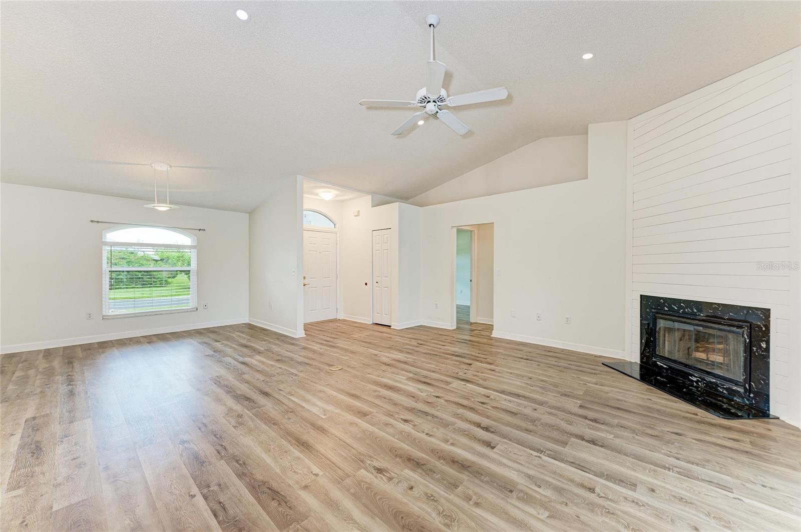 PADDOCKS CENTRAL - Residential