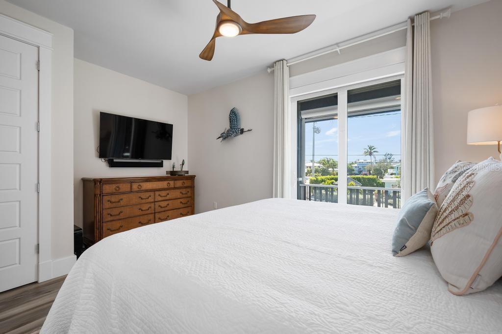 SHORE ACRES - Residential