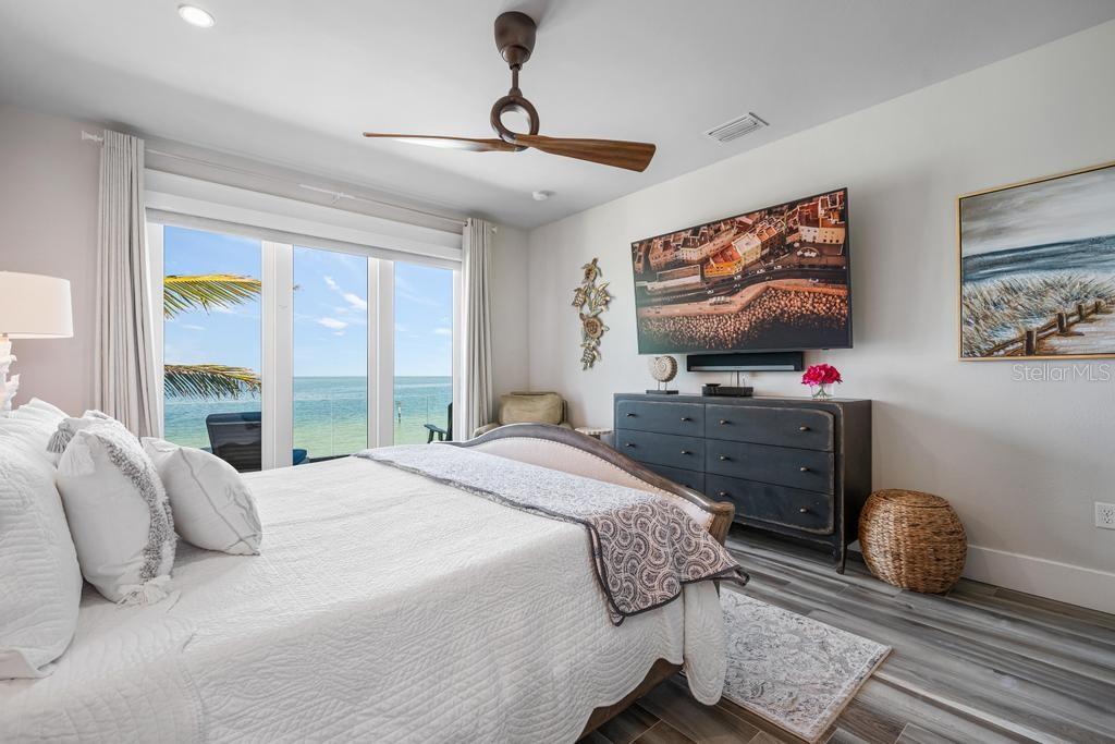 SHORE ACRES - Residential