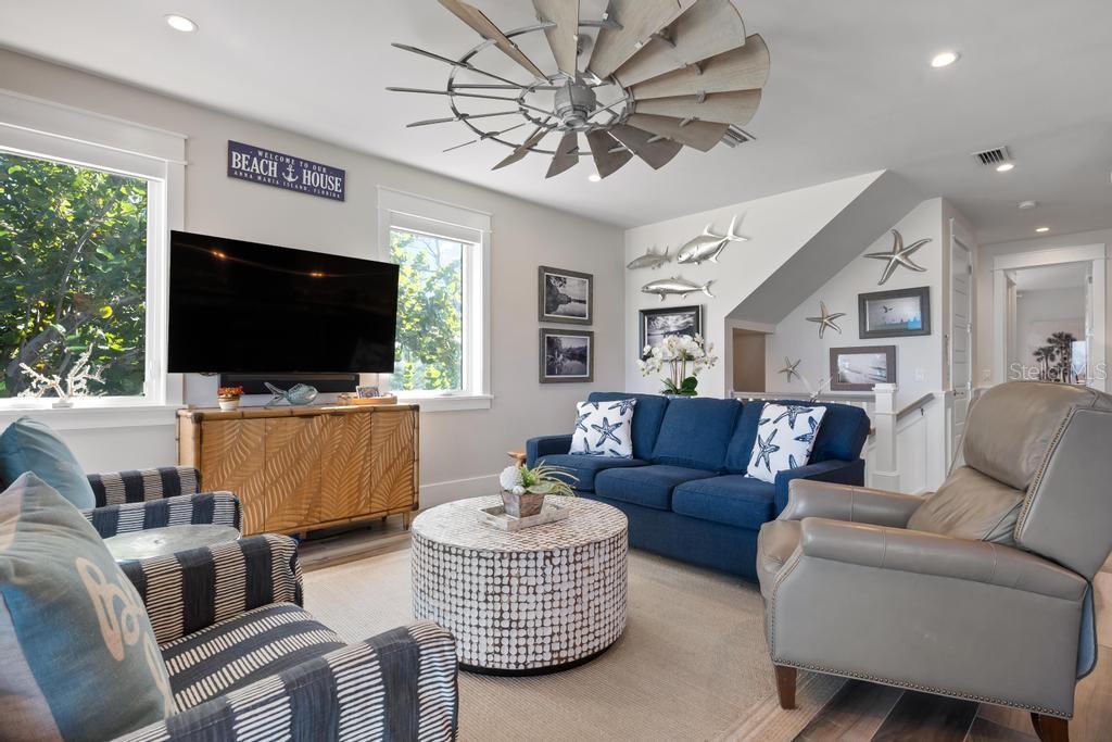 SHORE ACRES - Residential