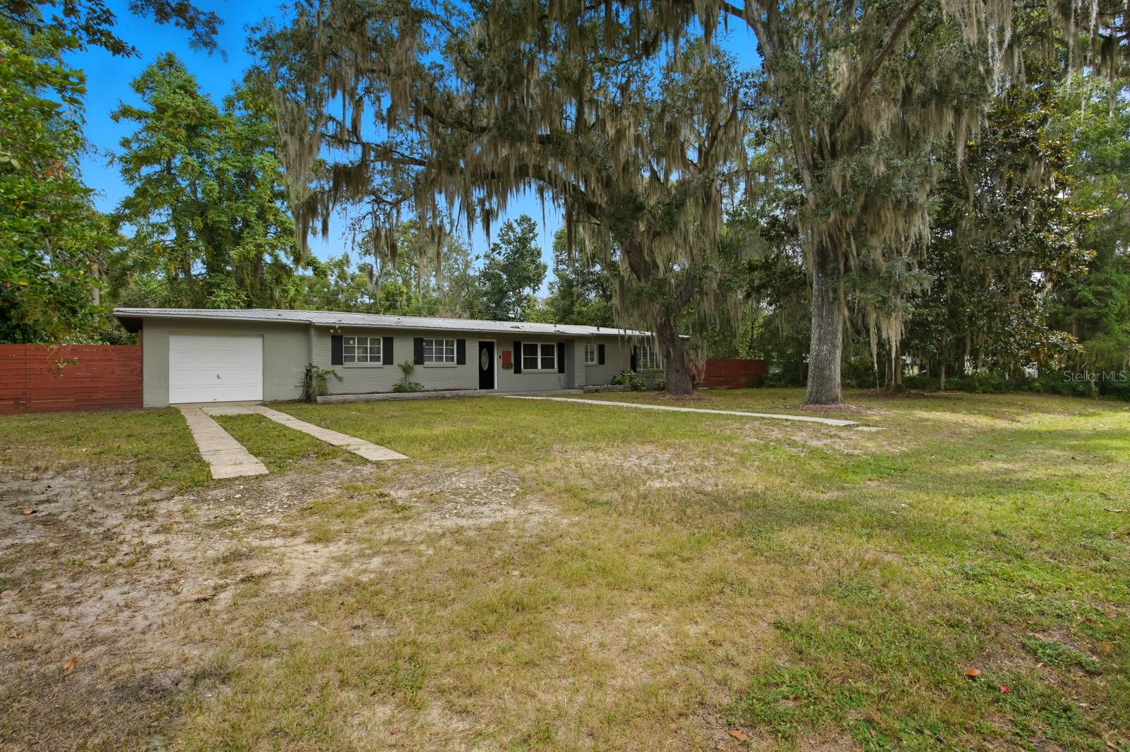 LAKEVIEW HIGHLANDS - Residential